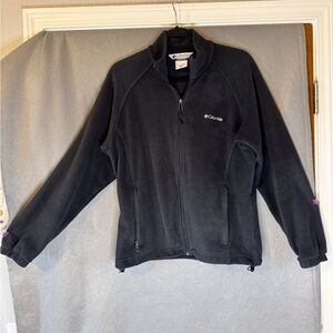 Columbia Black Fleece Jacket. Excellent Condition.